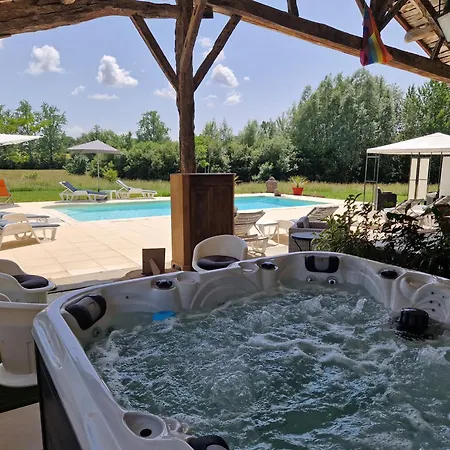 Holiday home Maison Cassin47 *